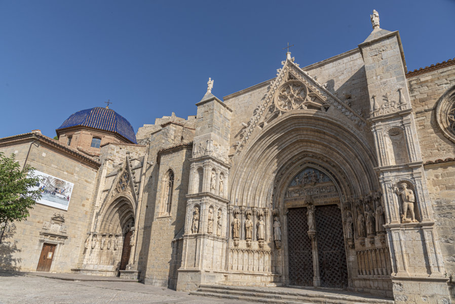 Castelló de la Plana - Morella 021 - basílica arciprestal de Santa María la Mayor.jpg